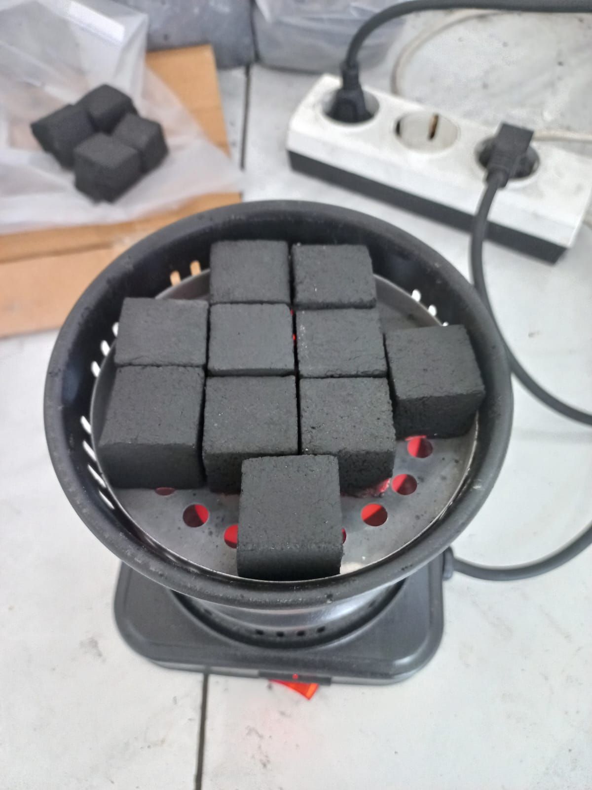 Premium Indonesian BBQ Coconut Shell Briquettes